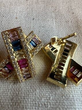 Gold Multicolor Crystal X Earrings NWOT